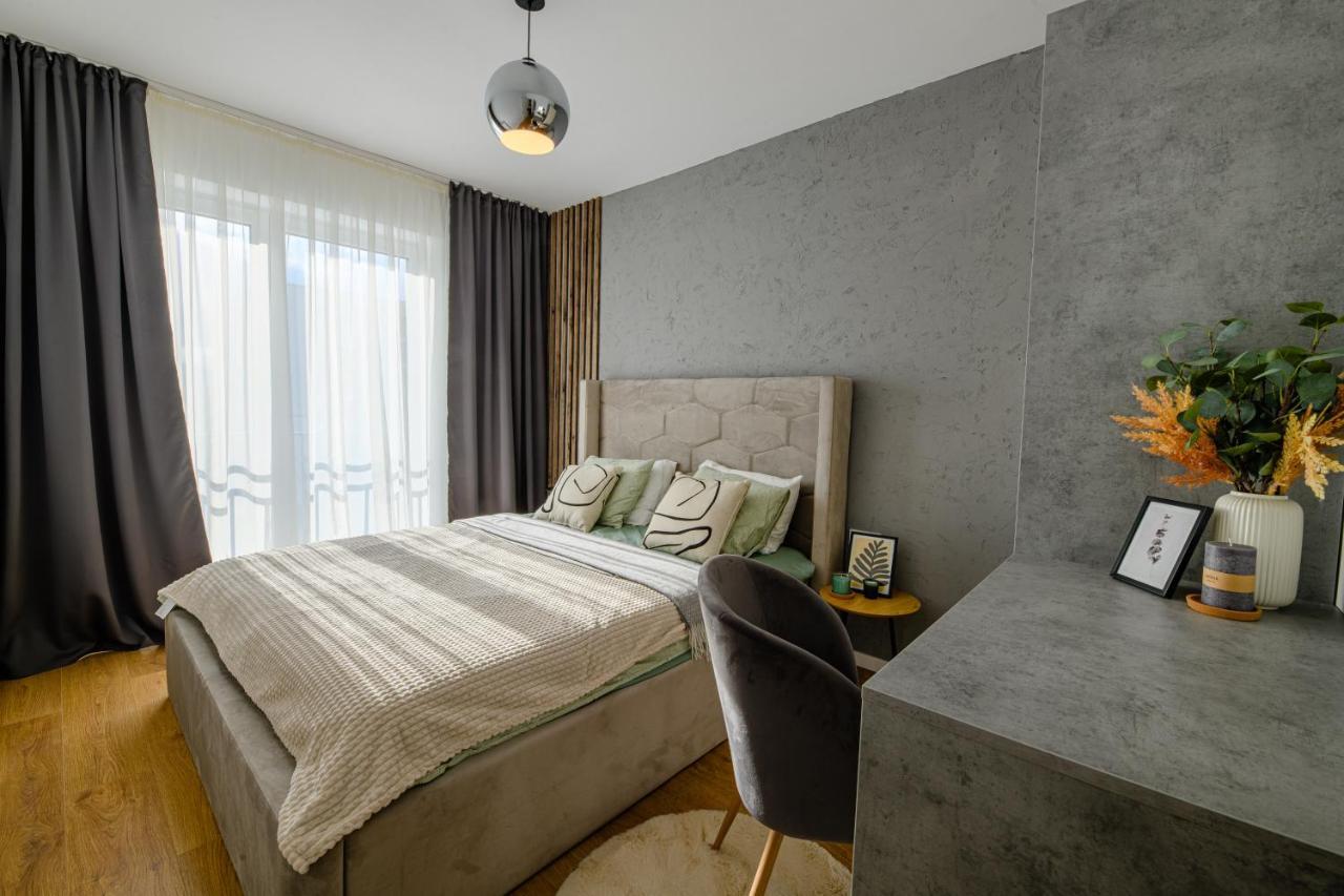 Ara Apart Hotel Брашов Экстерьер фото